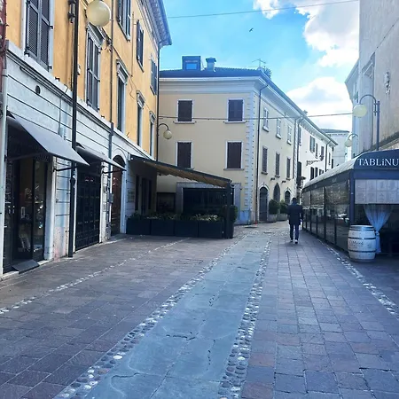 Domus Antiqua * 代森扎诺-德尔加达